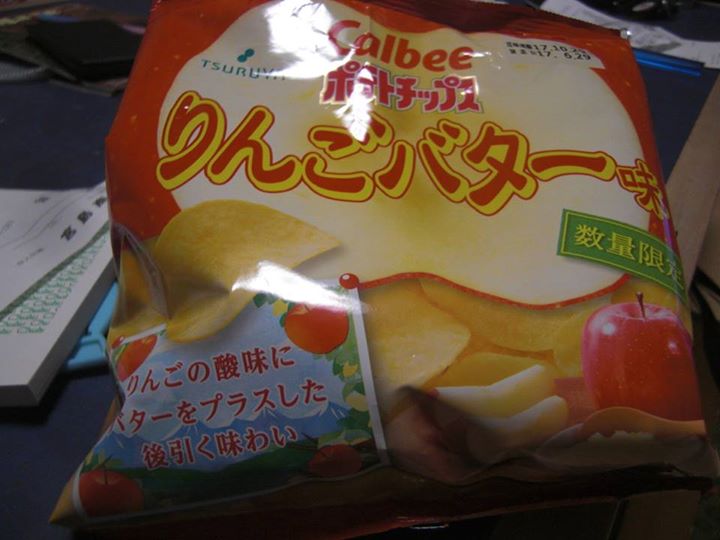 ツルヤ（スーパーマーケット TSURUYA）&nbsp;ポテトチップス&nbsp;りんごバターチップ