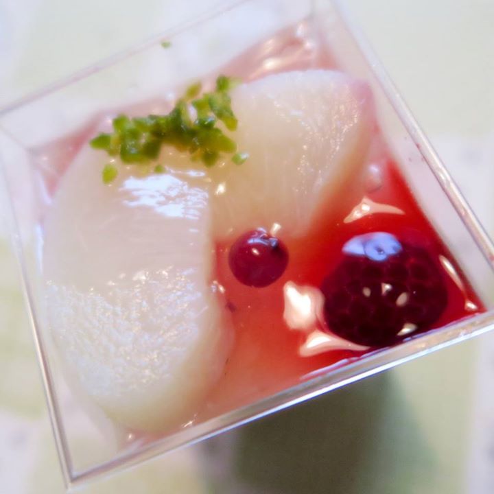 シャトレーゼ&nbsp;その他スイーツ&nbsp;山梨県産白桃使用 ピーチメルバ