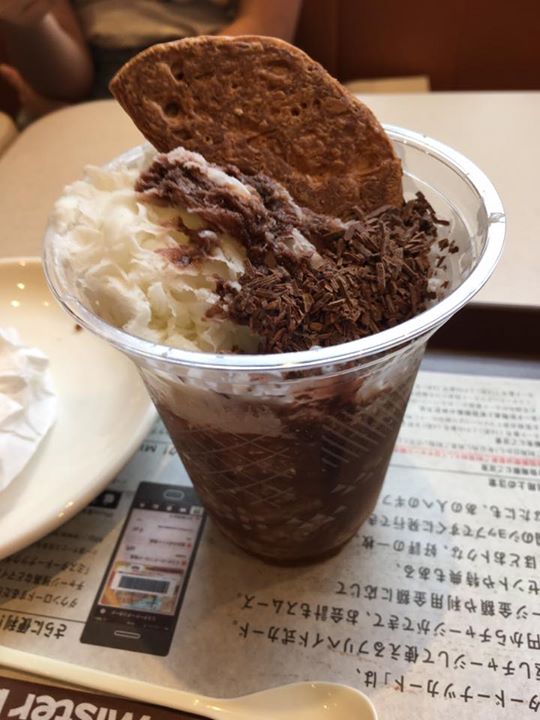 ミスタードーナツ&nbsp;かき氷・フラッペ,ドーナツ&nbsp;カフェモカwithクロワッサンビスケット、ペコリンドーナツ