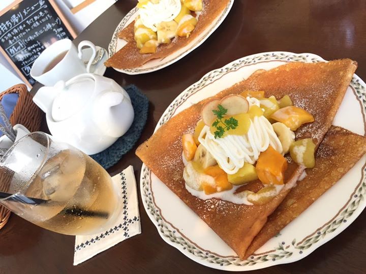 Creperie Les Clochettes(クレープリー・レ・クロシェット) クレープ 季節限定 夏のフルーツ畑のクレープ