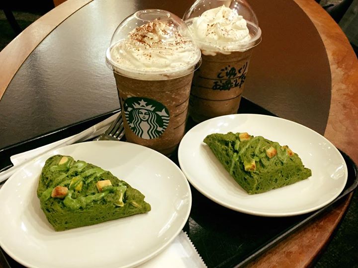 スターバックス コーヒー ジャパン(Starbucks Coffee Japan) スコーン,ドリンク 抹茶のスコーン、コーヒーラテ