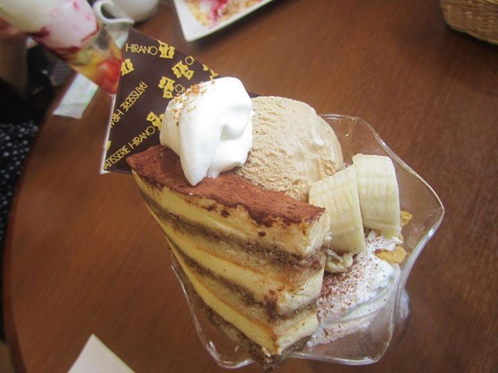 パティスリーヒラノ(cafe HIRANO) パフェ・サンデー ティラミスのパフェ