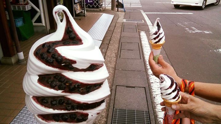松代物産館(マツシロブッサンカン) アイス・ジェラート ブルーベリーソフトクリーム