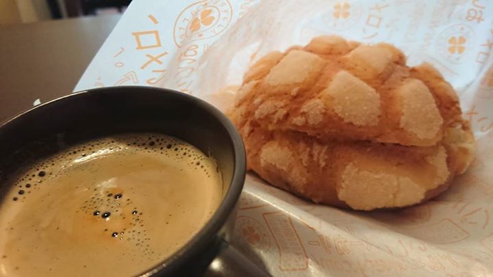 アルテリアベーカリー パン パンプキンクリーム メロンパン