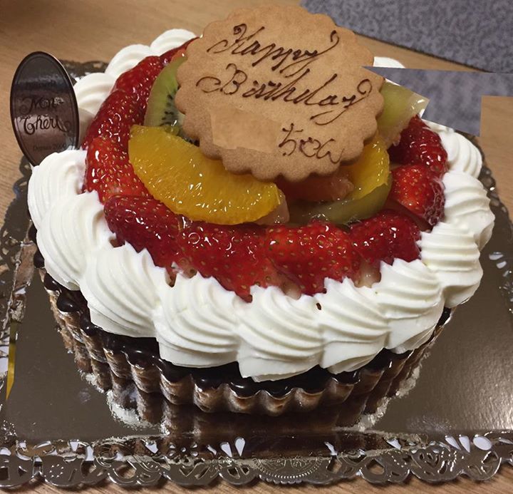 モン・シェリ ケーキ・タルト 誕生日のフルーツタルト