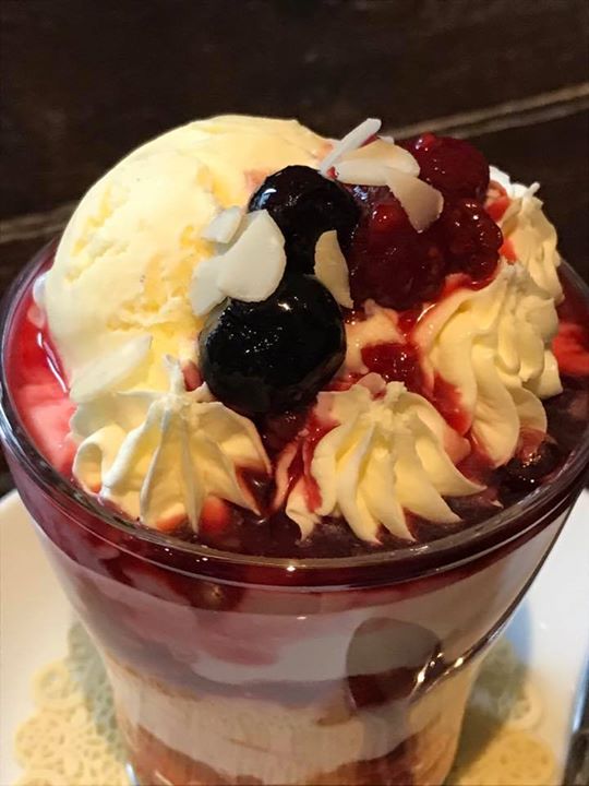 カフェ ワラク（Cafe Waraku）&nbsp;パフェ・サンデー,パンケーキ&nbsp;本日のミニパフェ、パンケーキクラッシック 