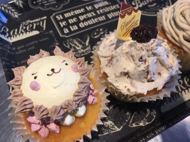 お菓子日和（オカシビヨリ）&nbsp;ケーキ・タルト&nbsp;温泉クマさんのカップケーキ、可愛いバースデーケーキ