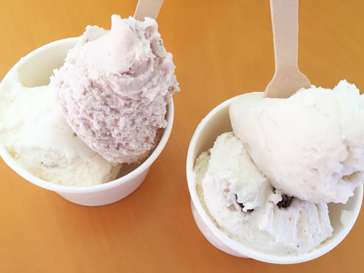 信州ジェラート with(ウィズ) アイス・ジェラート サンふじ&赤ワインとクリームチーズ、ブラムリーとくるみレーズンと洋梨のジェラート