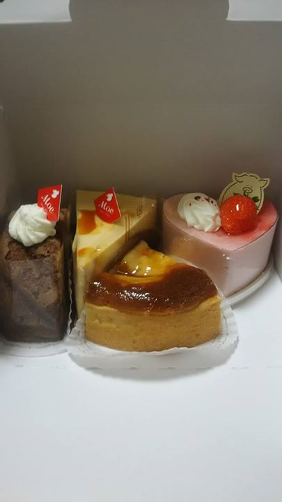 菓樹工房 萌（モエ）&nbsp;ケーキ・タルト&nbsp;チョコレートケーキ、いちごのムース他