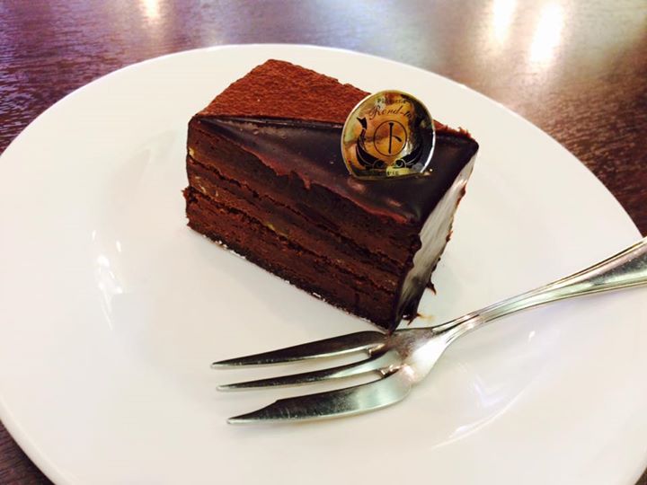 パティスリー ロント(Patisserie Rond-to) ケーキ・タルト ロント