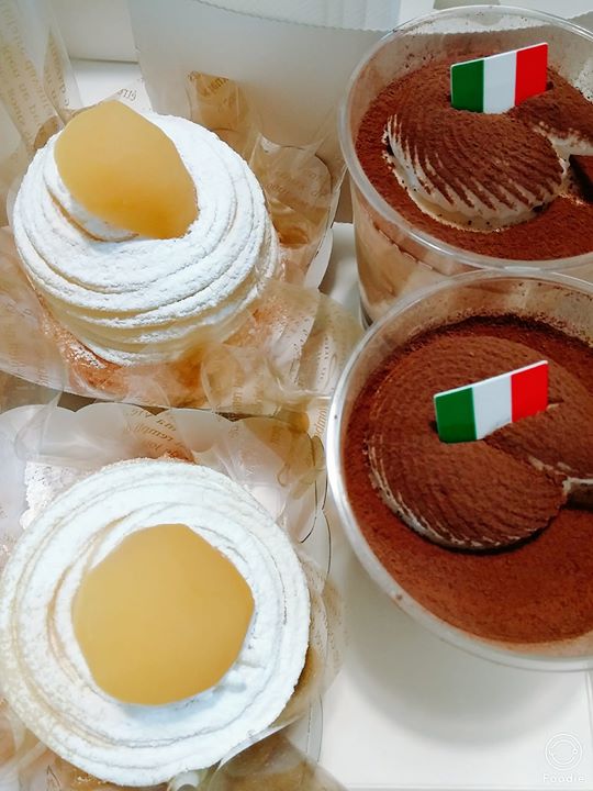 &nbsp;ケーキ・タルト&nbsp;モンブランとティラミス