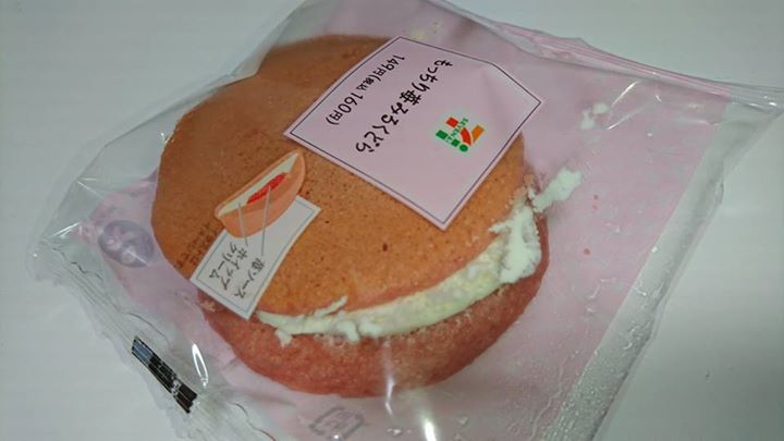 セブンイレブン&nbsp;どら焼き&nbsp;もっちり苺みるくどら