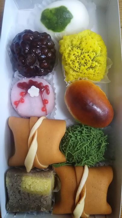 新鶴本店（シンツルホンテン）&nbsp;和菓子&nbsp;綺麗な和菓子いっぱい