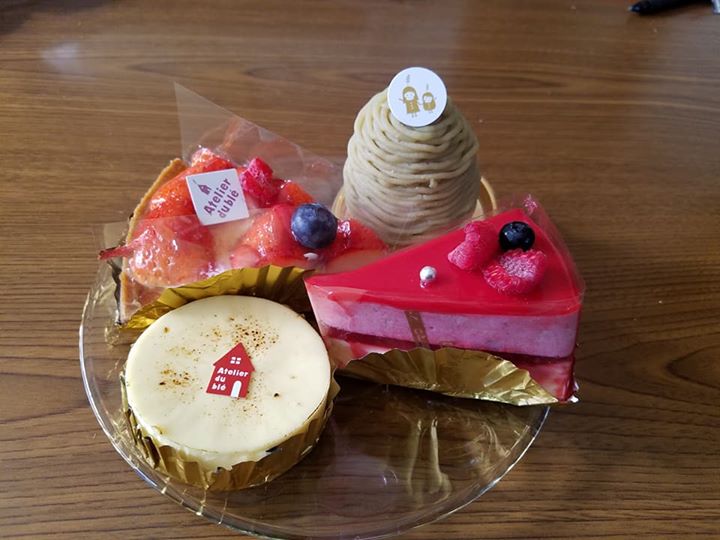 Atelier du blé（アトリエ・ブレ）&nbsp;ケーキ・タルト&nbsp;信州栗のモンブラン、濃厚フロマージュ、ベリーのケーキ他