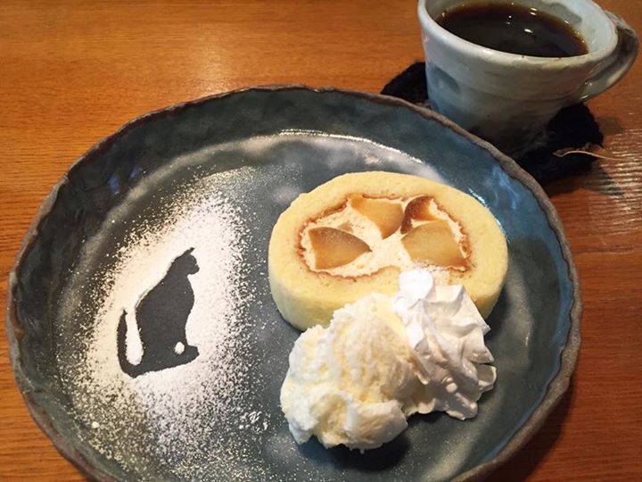 Cafe風和(フウワ) ケーキ・タルト りんごキャラメルロール