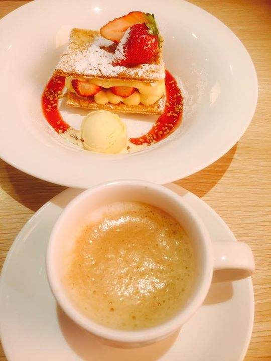 デニーズ(Denny’s) ミルフィーユ 苺のミルフィーユ