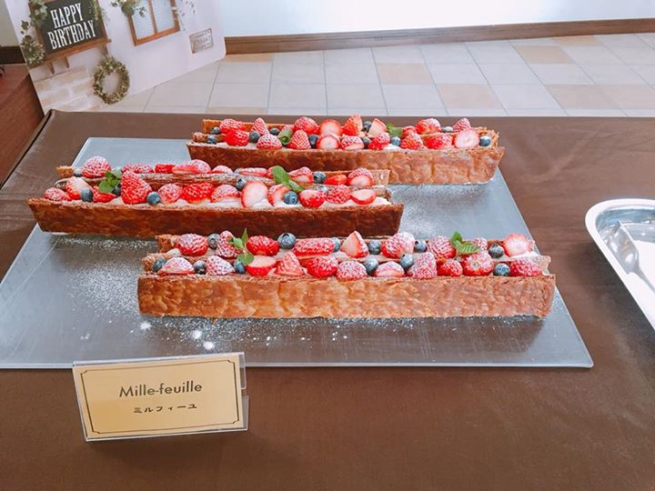 VENUS COURT（ヴィーナスコート）&nbsp;ケーキ・タルト&nbsp;ミルフィーユ、タルト・フレーズほか