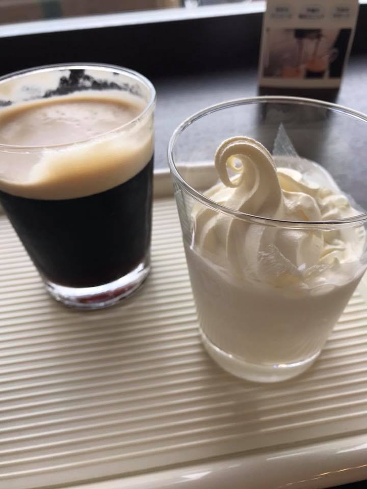 珈琲問屋 アイス・ジェラート ソフトクリームとナイトロコールドコーヒー