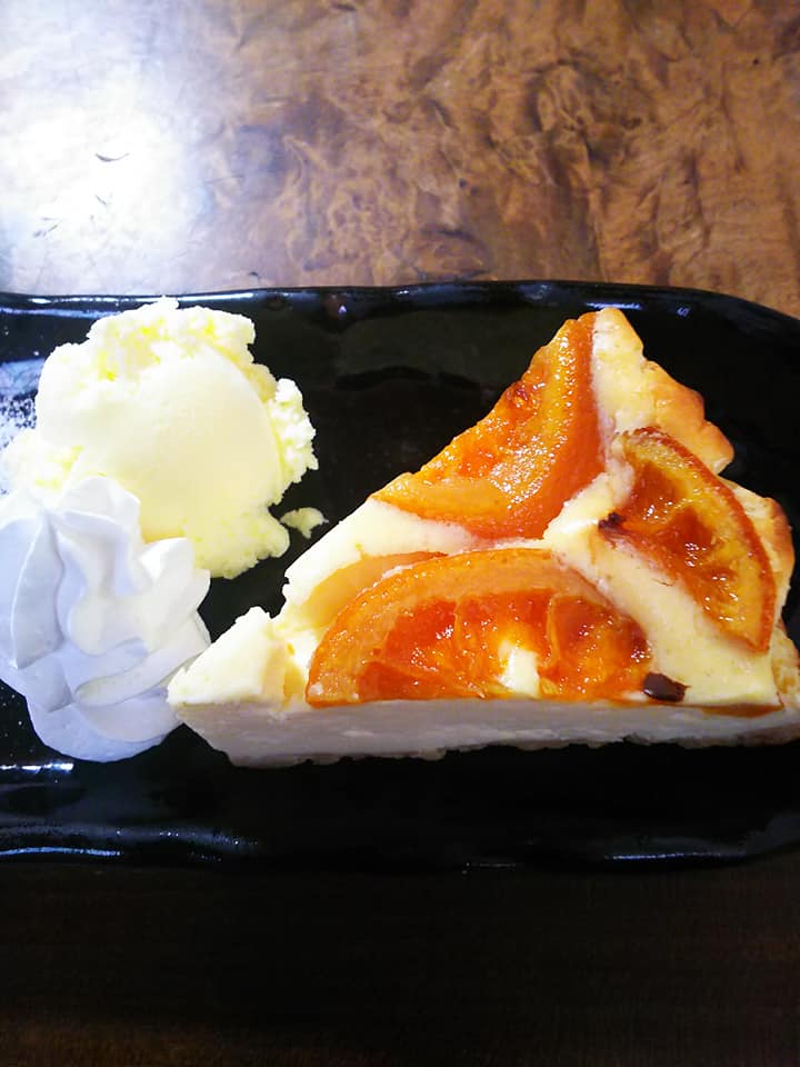 Cafe風和（フウワ）&nbsp;ケーキ・タルト&nbsp;オレンジのチーズケーキ