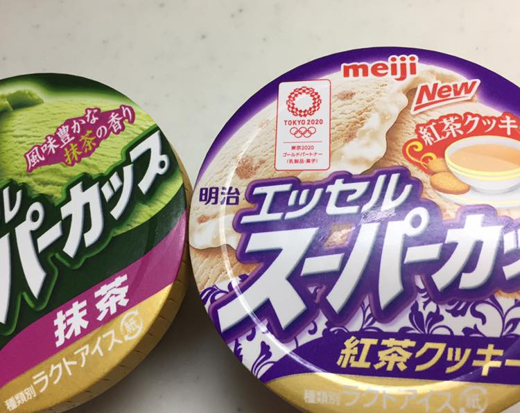 ツルヤ(スーパーマーケット TSURUYA) アイス・ジェラート エッセル スーパーカップ(抹茶、紅茶クッキー)