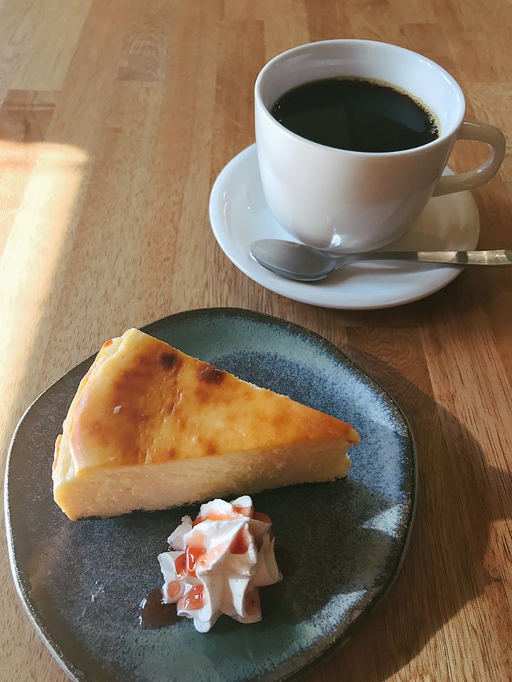 Leo Coffee Roasters（レオ コーヒー ロースターズ）&nbsp;ケーキ・タルト&nbsp;濃厚チーズケーキ