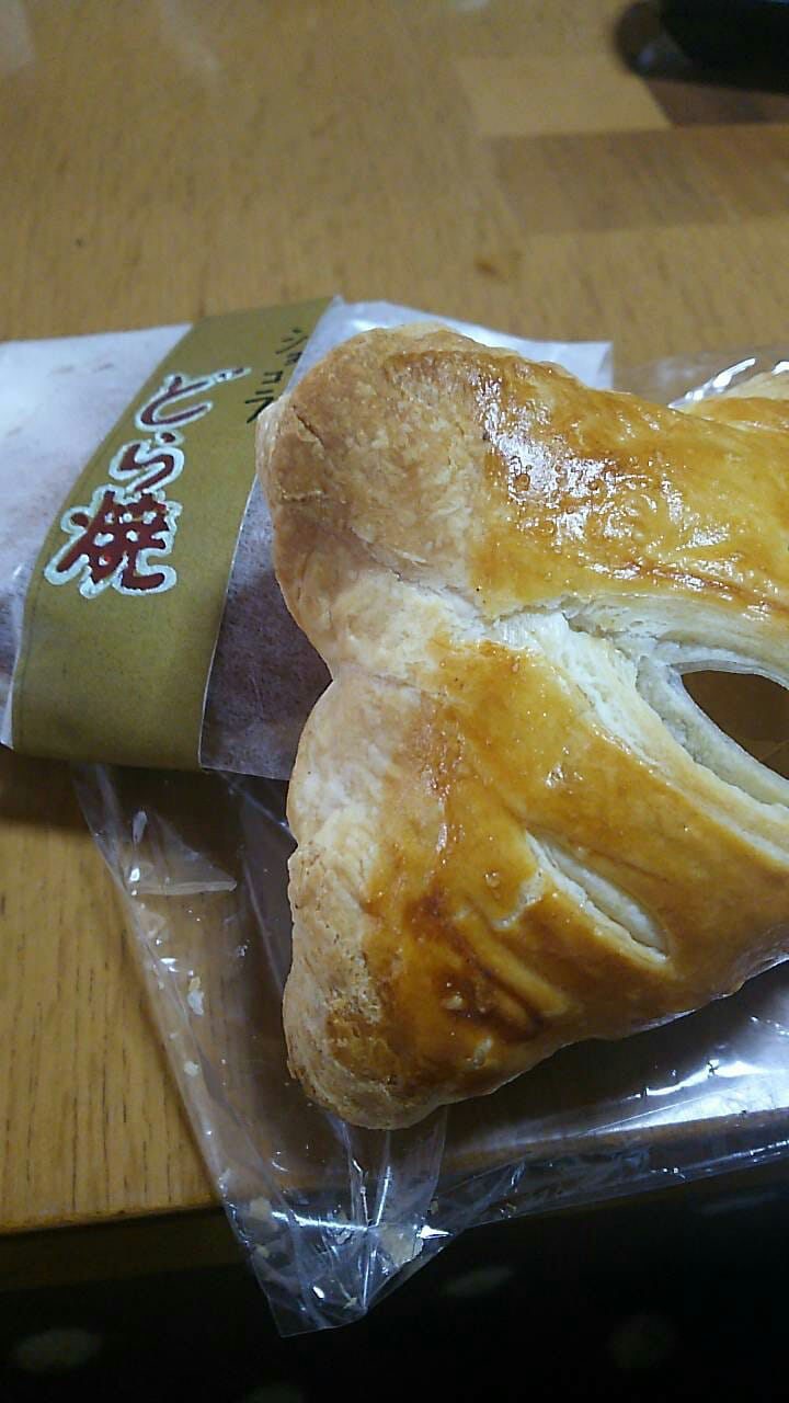 蔦屋本店(ツタヤホンテン) パイ,どら焼き あっぷるぱい、ショコラどら焼き