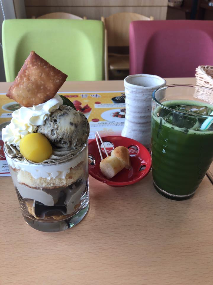 お茶元みはら胡蝶庵(コチョウアン) パフェ・サンデー,ドリンク ほうじ茶パフェ、グリーンティー