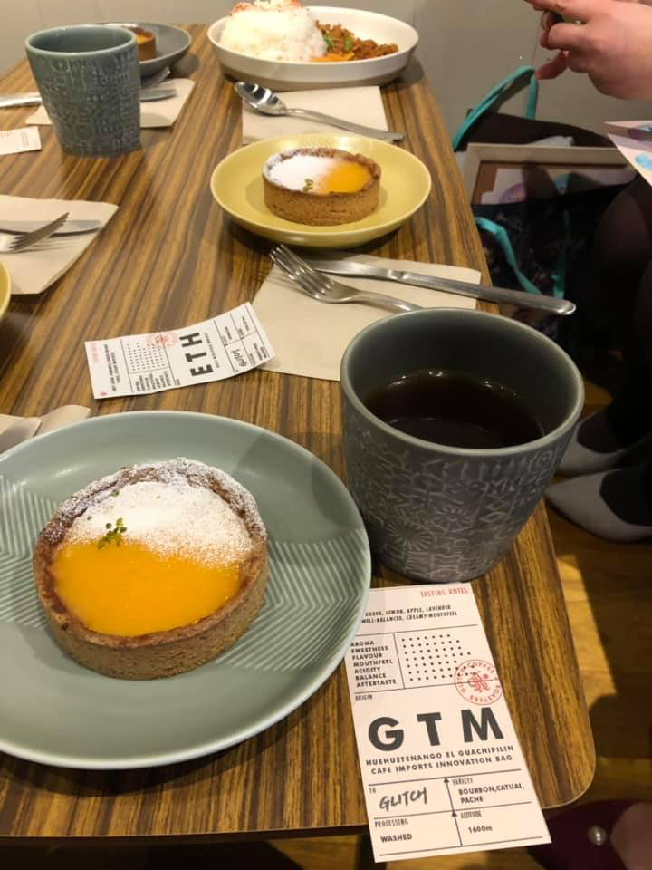 カフェ・ラーチ（cafe Larch）&nbsp;ケーキ・タルト,ドリンク&nbsp;レモンのタルト、ブルーベリーのコーヒー