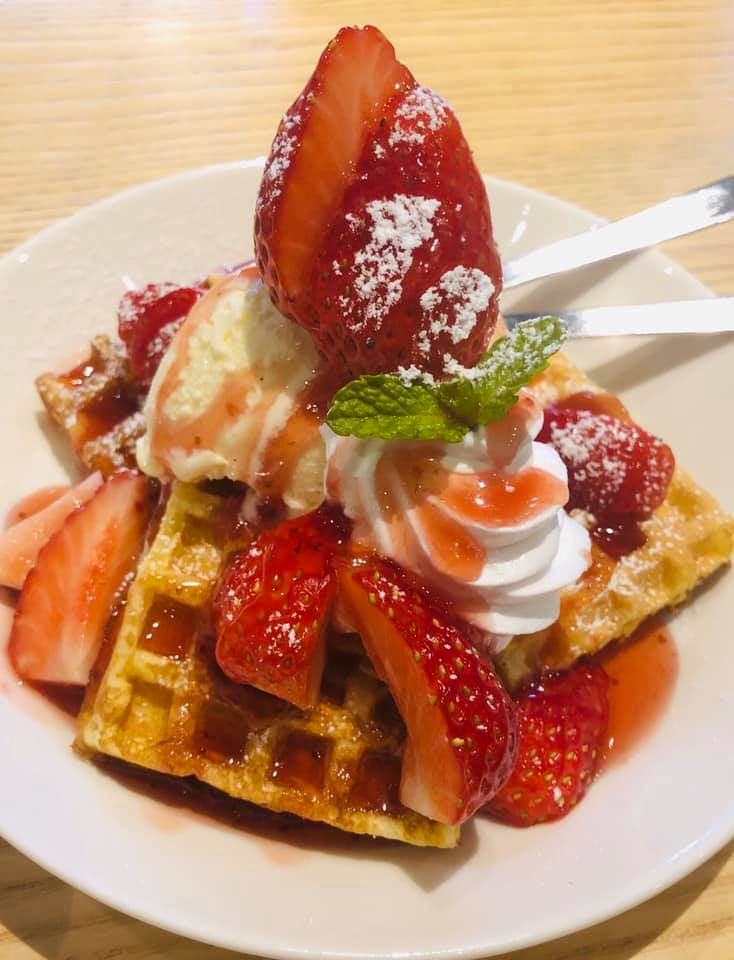 Cafe bosso(カフェ ボッソ) ワッフル ストロベリー、ベリーミックス、チョコナッツ
