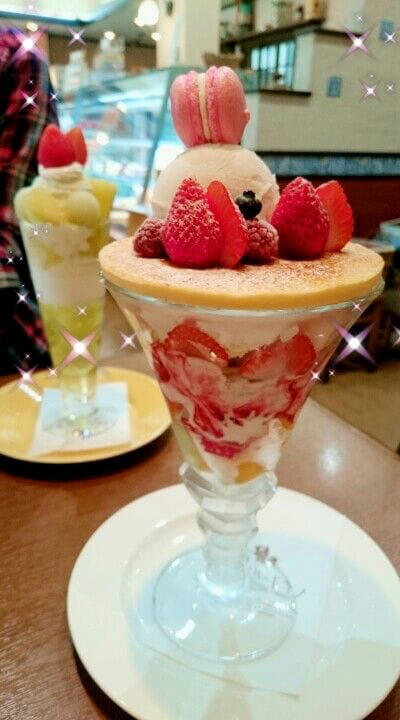パティスリーヒラノ(cafe HIRANO) パフェ・サンデー パフェ