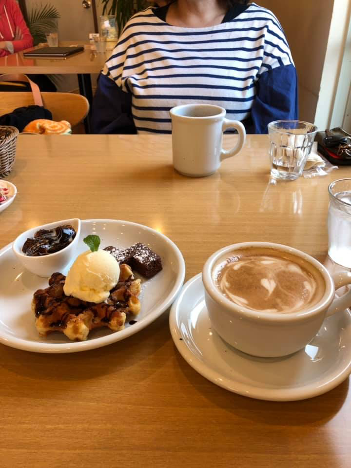 CafeDazy(カフェダジィ) ワッフル,ゼリー・蒟蒻・寒天,ドリンク 【期間限定】ティータイムセット(ワッフルプレート、選べるドリンク)