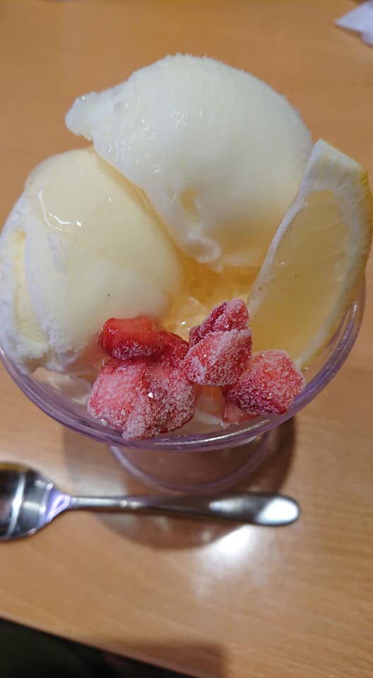スシロー パフェ・サンデー 爽快はちみつレモンパフェ&ソーダかき氷パフェ