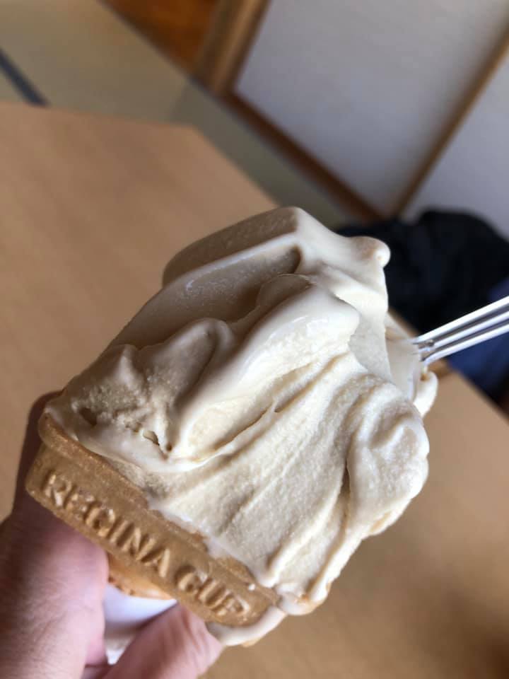 白鳥園（ハクチョウエン）&nbsp;ソフトクリーム&nbsp;丸山珈琲ソフトクリーム