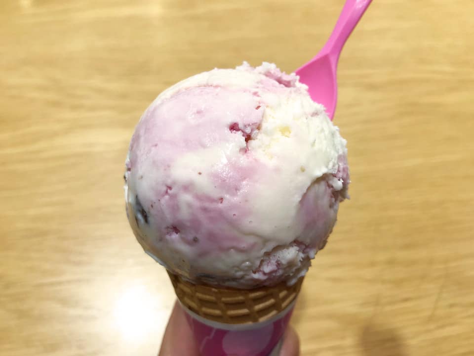 サーティワンアイスクリーム&nbsp;アイス・ジェラート&nbsp;ストロベリー&バニラお父さんスペシャル