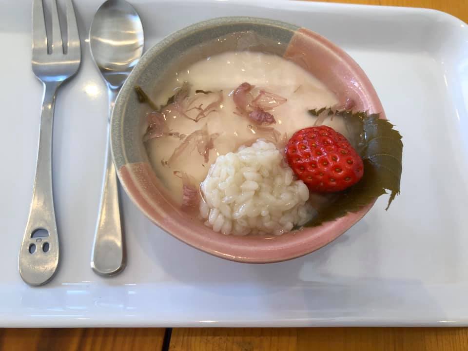 手作りケーキの店 Tarte(タルト) パンナコッタ さくらと甘酒のパンナコッタ