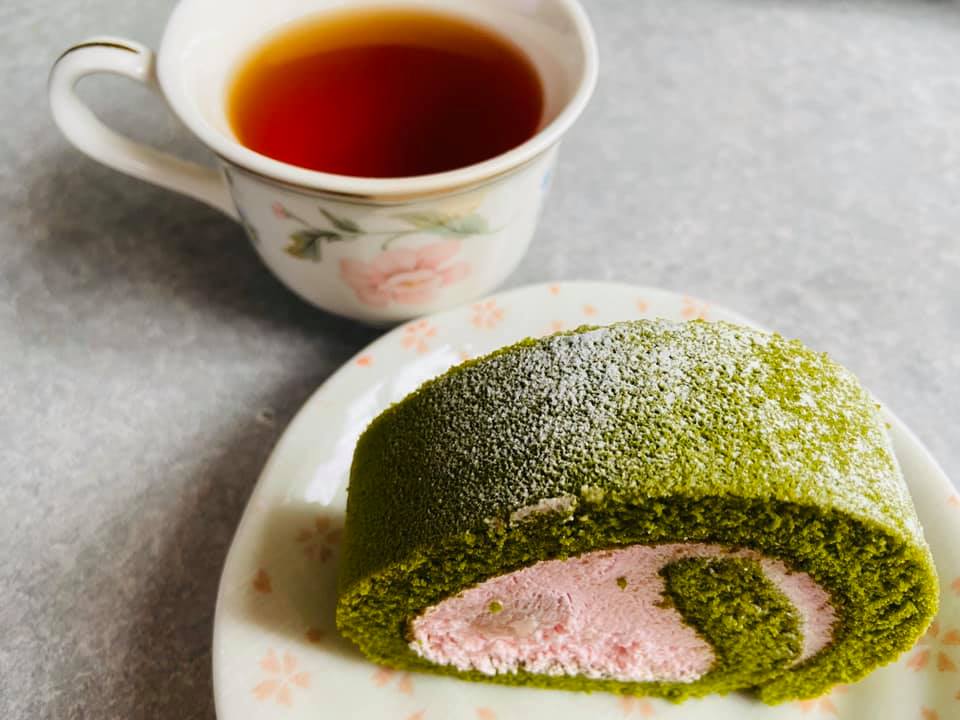 原信(ハラシン) ロールケーキ 桜・抹茶ロール