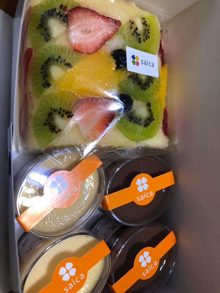 あづみ野菓子工房 彩香（サイカ）
&nbsp;ロールケーキ,プリン&nbsp;フルーツロールケーキ＆プリン