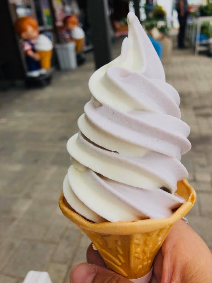 池田町ハーブセンター(道の駅 池田) ソフトクリーム ハーブとバニラのミックスソフトクリーム