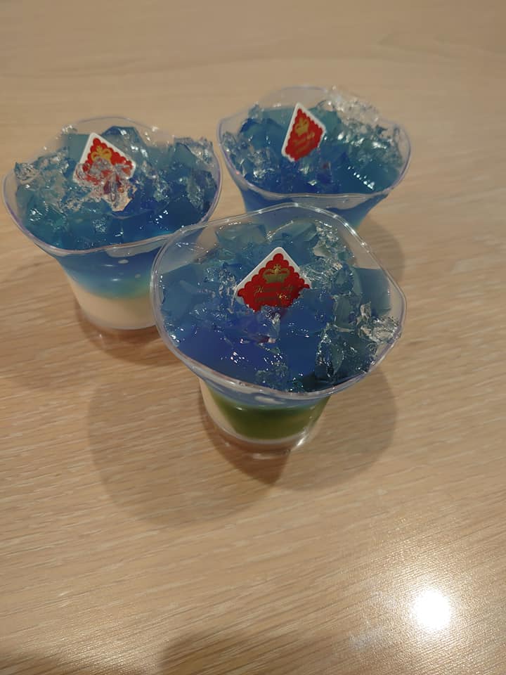 シャトレーゼ ゼリー・蒟蒻・寒天 バタフライピーのゼリー