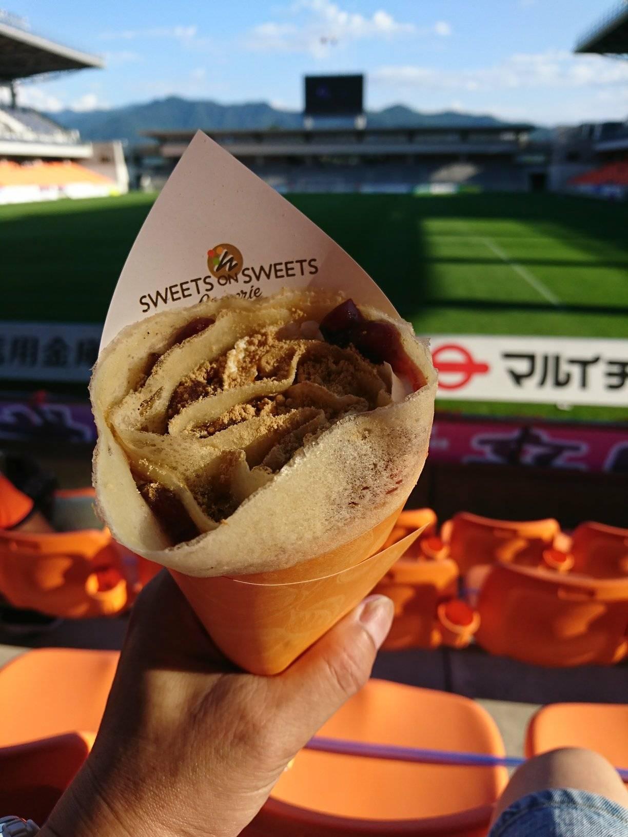 SWEETS ON SWEETS クレープ きなこ 小豆 黒蜜のクレープ
