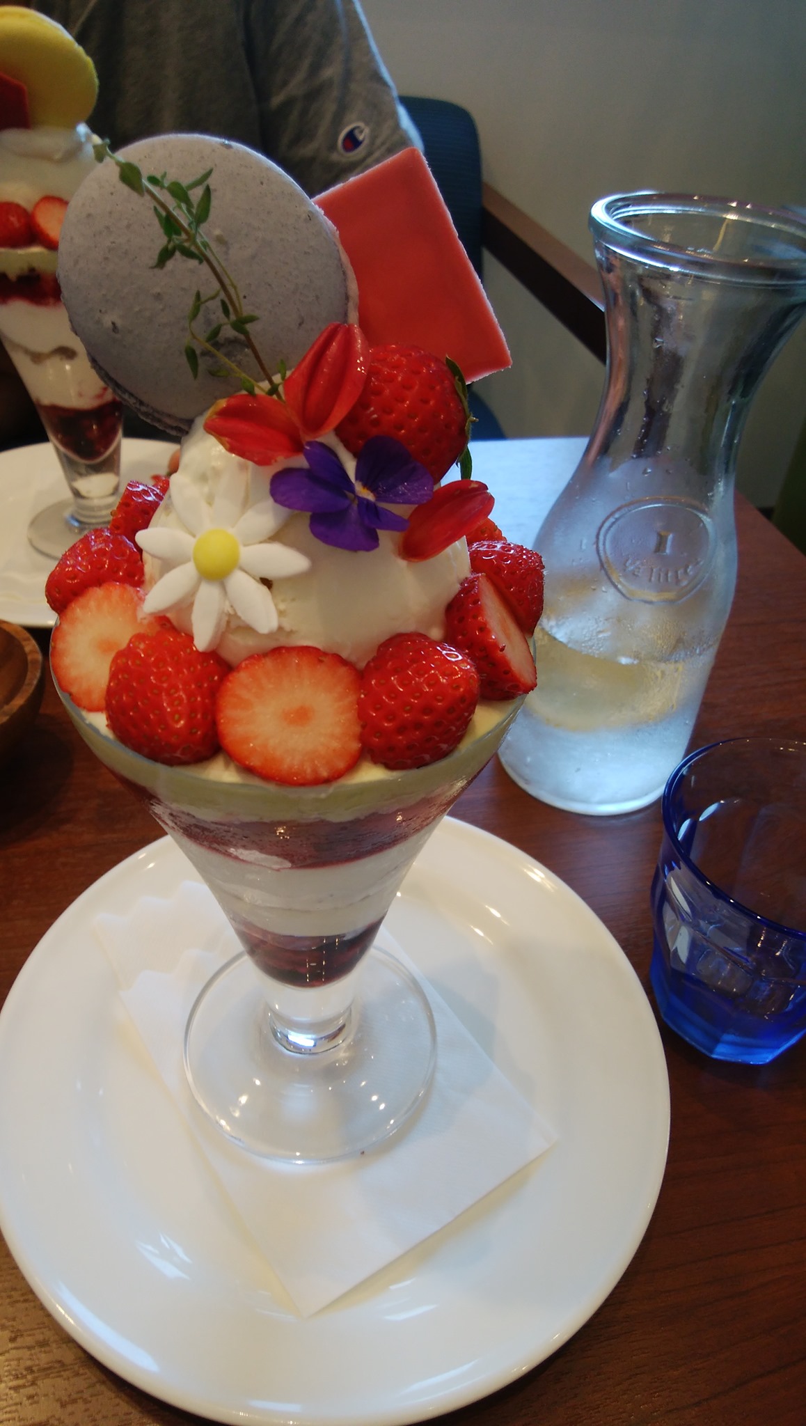 Cake Boutique Peters（ケーキブティックピータース）&nbsp;パフェ・サンデー&nbsp;パティシエさんが作ったパフェ