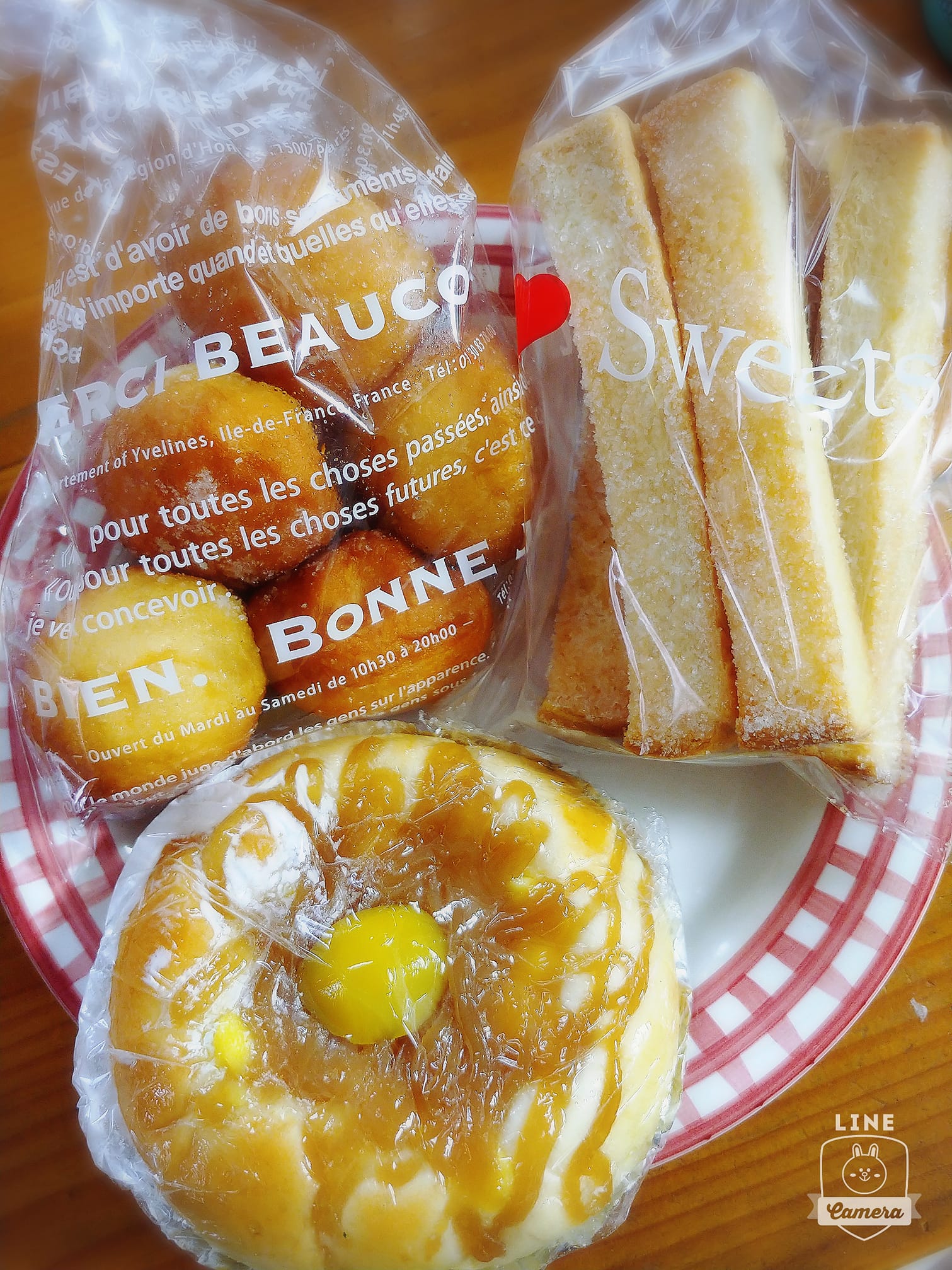 丸十ベーカリー(マルジュウベーカリー) ラスク,生菓子,パン ラスクとドーナツとマロンロール