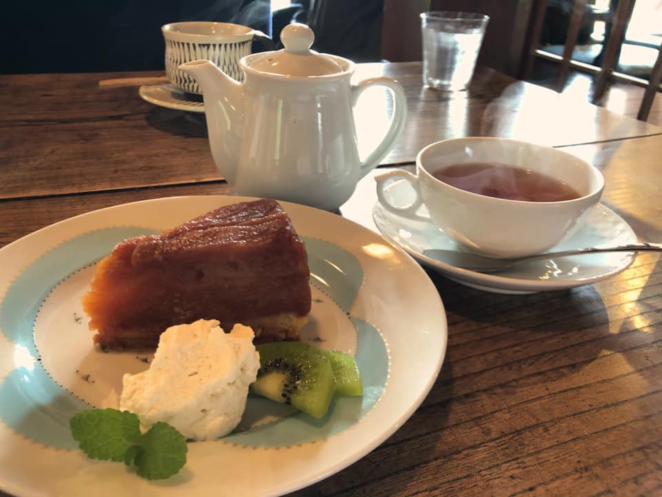 CAFE 十三月(ジュウサンガツ) ケーキ・タルト タルトタタン