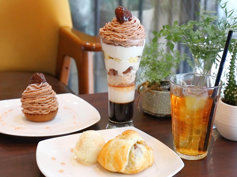 cafe VALEUR(カフェ ヴァルール) パフェ・サンデー,ケーキ・タルト 栗のパフェ&モンブランタルト&マロンパイ