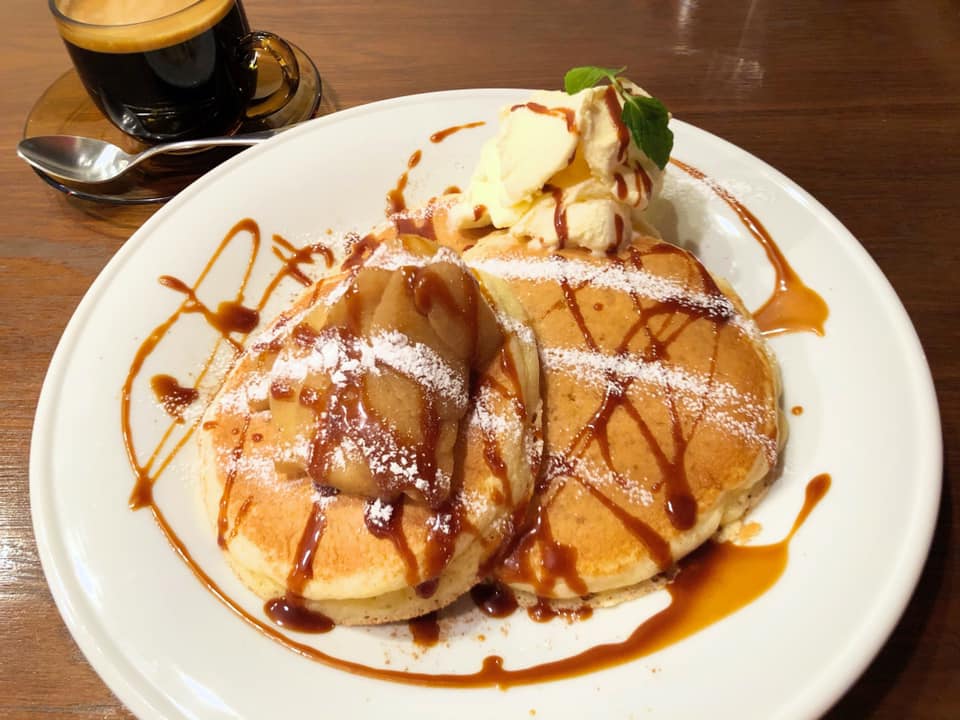 カフェ トケトケ(toque toque) パンケーキ 信州りんごパンケーキ