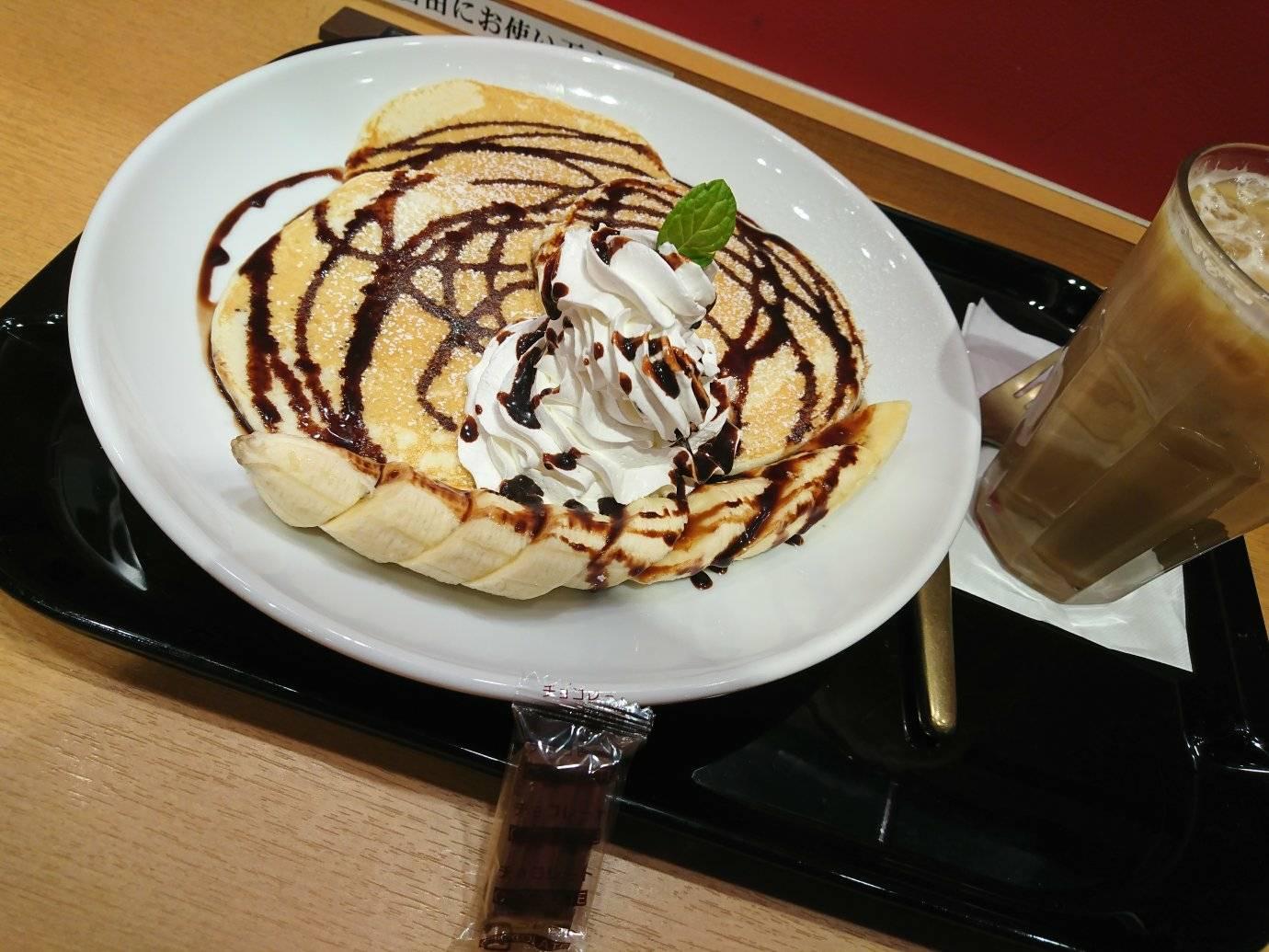 KITANO FOODS BOUTIQUE &cafe MIDORI長野店(キタノフーズブティックアンドカフェ) パンケーキ チョコバナナパンケーキ &アイスカフェラテ