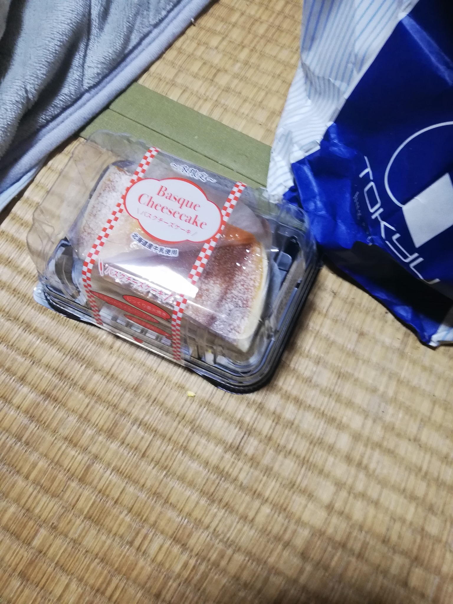 スーパー・コンビニ・その他 チーズ・フロマージュ パスクチーズケーキ