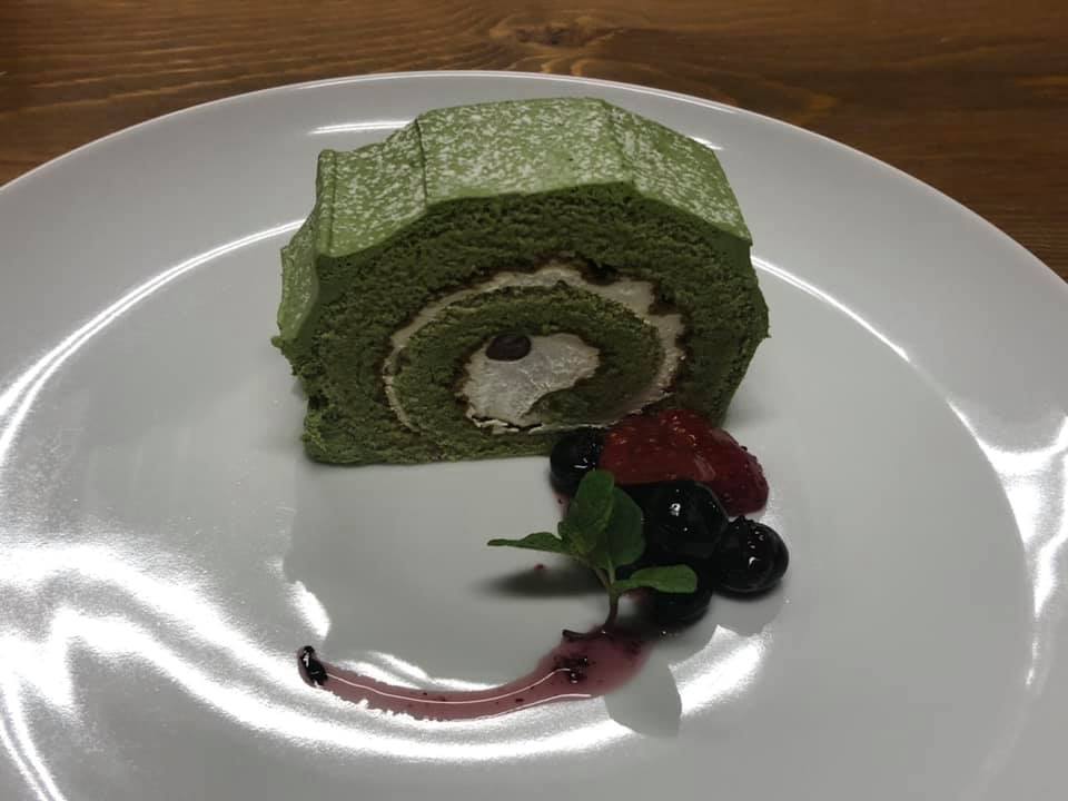 La.Lumiere ロールケーキ 抹茶ロールケーキ&りんごのタルト