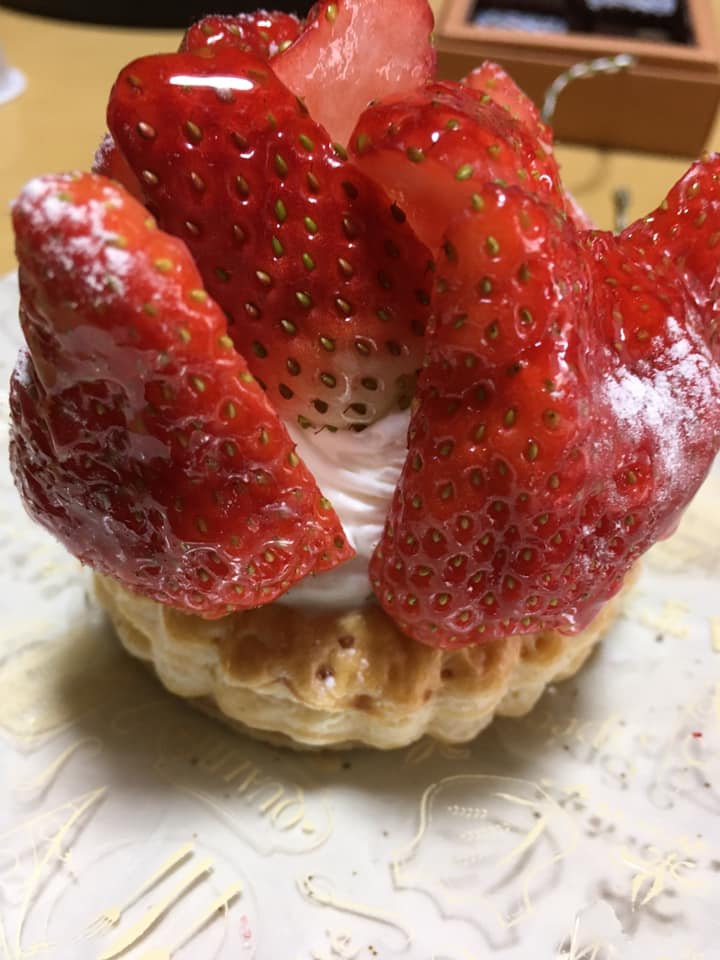パティスリーヒラノ(cafe HIRANO) パイ 苺パイ
