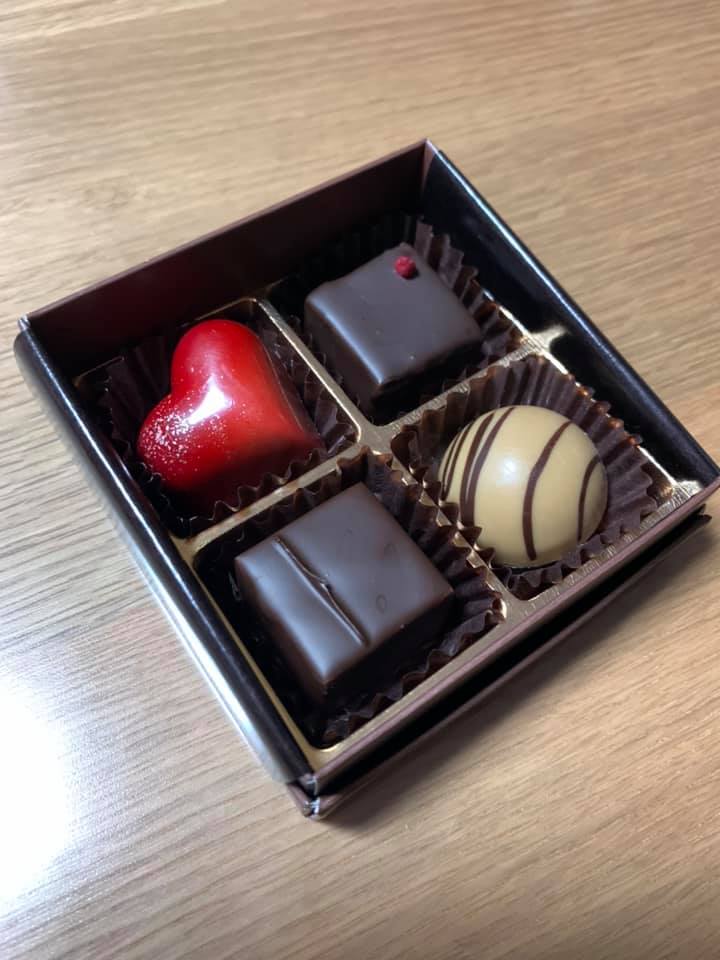 & chocolate(アンドチョコレート) チョコレート ハルトゥとローゼル&ラズベリー